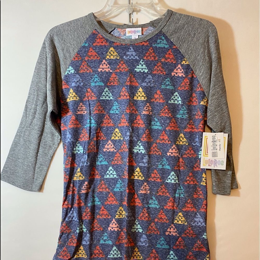 LuLaRoe “Randy “ 3/4 raglan sleeve Tee size S